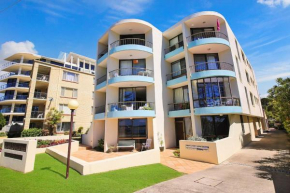 Eastbourne U4, 80 Esplanade, Golden Beach